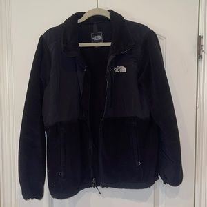 Black large women’s north face jacket